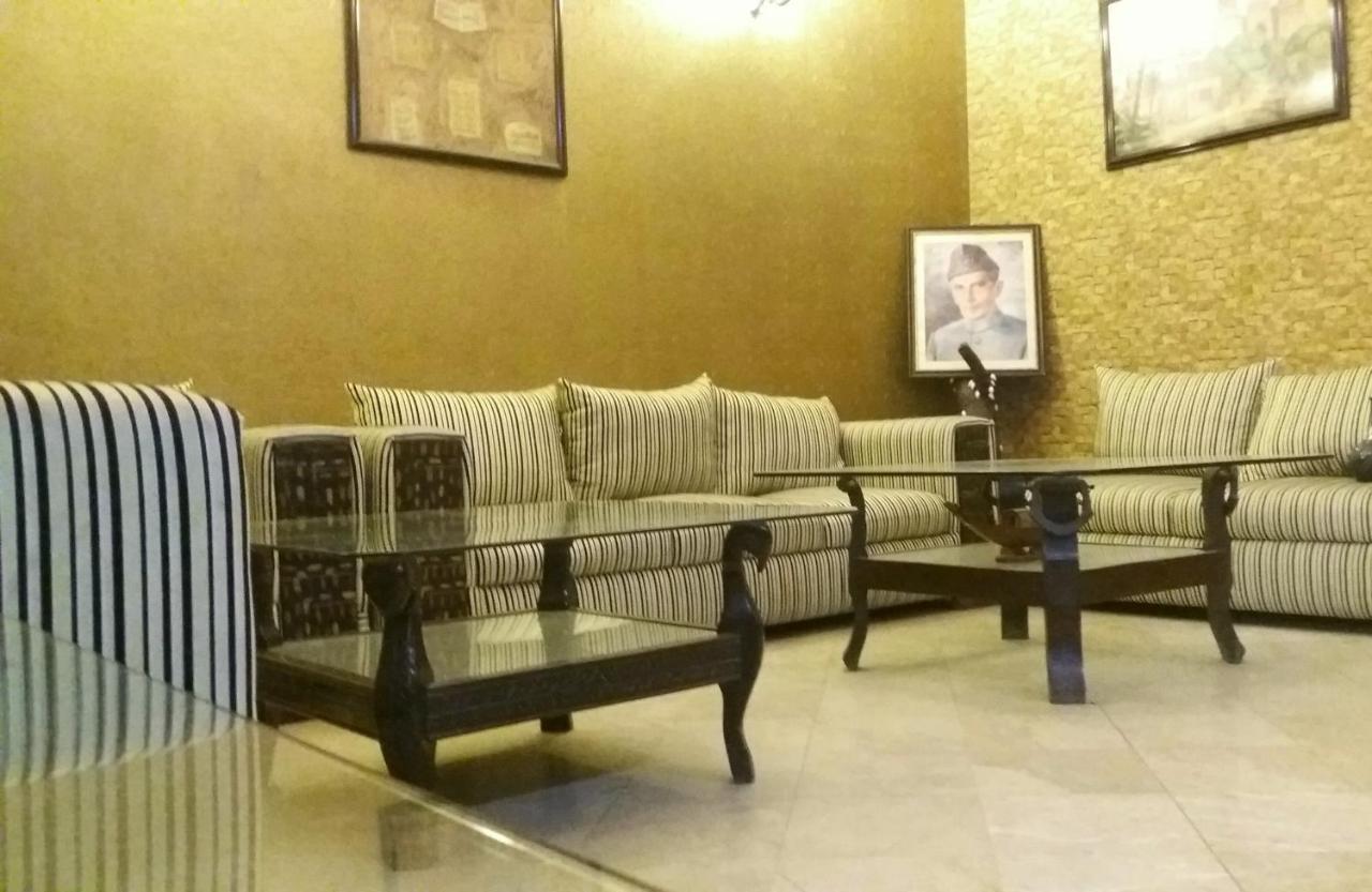 Hotel Sweet Inn Lahore Esterno foto