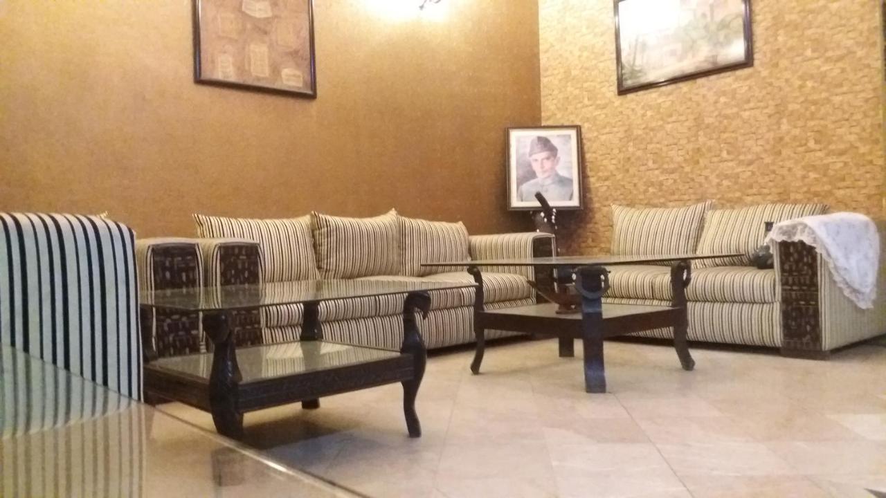 Hotel Sweet Inn Lahore Esterno foto